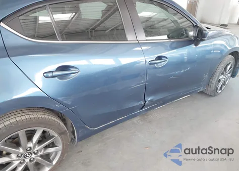 2018 Mazda Mazda3 Touring из США, поврежденный, VIN 3MZBN1V38JM260449